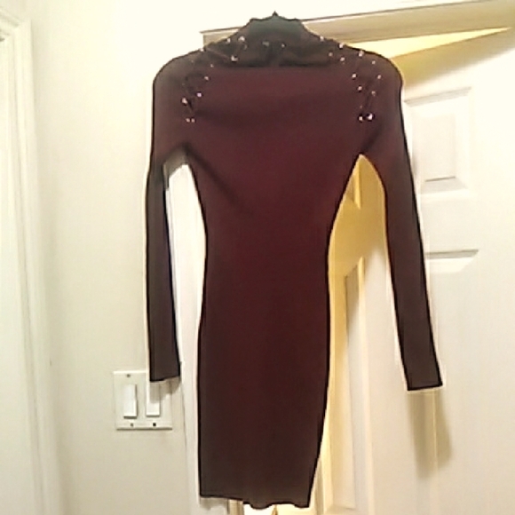 Fashion Nova Dresses & Skirts - 💲5⃣▶▶Elegant Burgundy Long Sleeve knitted Dress